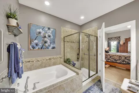 Bath - 369 Tufton Cir, Fallston, MD 21047 photo 2 of 2