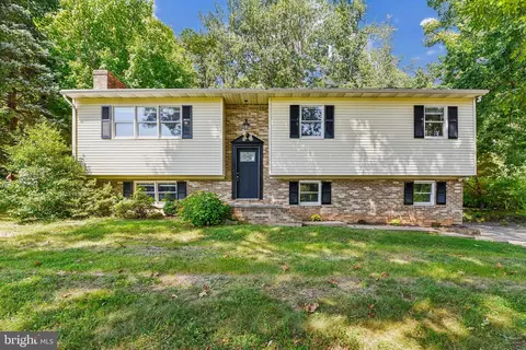 2728 Meadow Tree Dr, White Hall, MD 21161