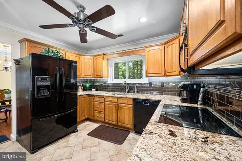 410 Streamside Dr, Fallston, MD 21047 photo 14