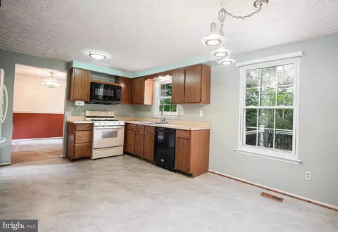 Kitchen - 2734 Parallel Path, Abingdon, MD 21009 photo 2 of 2