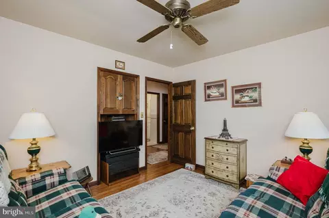 Bedroom - 1321 Murgatroyd Rd, Fallston, MD 21047 photo 4 of 4