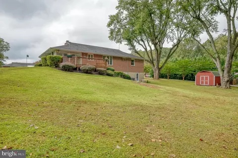 Exterior - 1321 Murgatroyd Rd, Fallston, MD 21047 photo 13 of 15