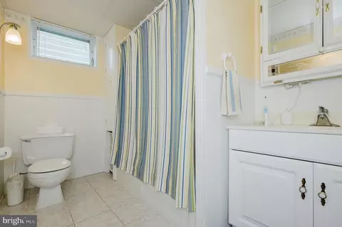 Bath - 1321 Murgatroyd Rd, Fallston, MD 21047 photo 2 of 2