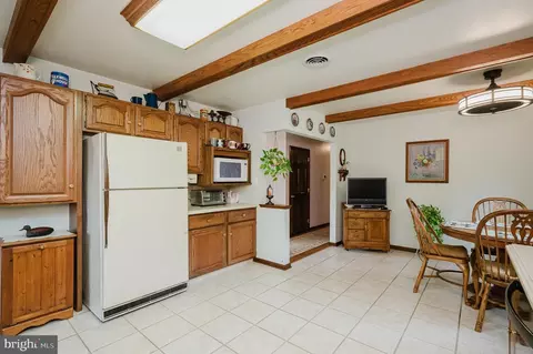 Kitchen - 1321 Murgatroyd Rd, Fallston, MD 21047 photo 4 of 6