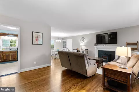 Entry Way - 809 Old Joppa Rd, Joppa, MD 21085 photo 1 of 1