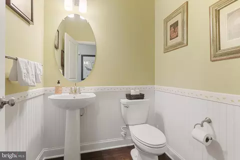 Entry Way - 2038 Margrave Ave, Fallston, MD 21047 photo 10 of 15