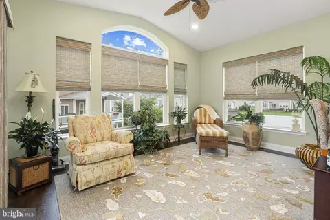 Entry Way - 2038 Margrave Ave, Fallston, MD 21047 photo 6 of 15
