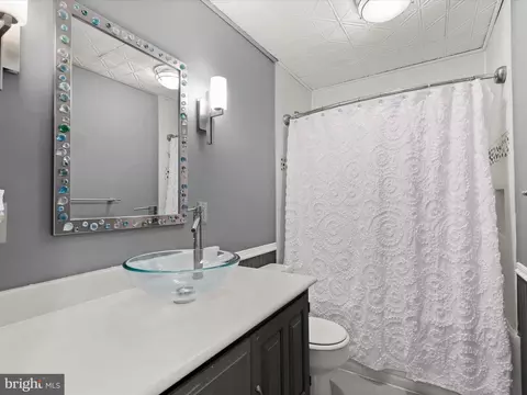 Bath - 3 G Neptune Dr, Joppa, MD 21085 photo 2 of 4