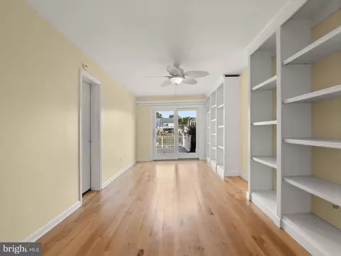 Living - 3 G Neptune Dr, Joppa, MD 21085 photo 6 of 8