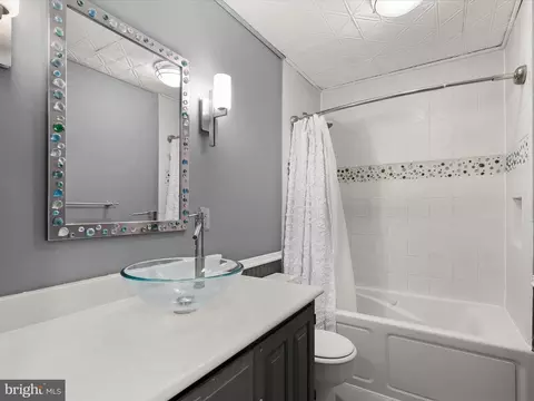 Bath - 3 G Neptune Dr, Joppa, MD 21085 photo 3 of 4