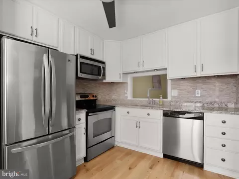 Kitchen - 3 G Neptune Dr, Joppa, MD 21085 photo 3 of 5