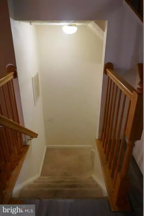 Entry Way - 552 Macintosh Cir, Joppa, MD 21085 photo 5 of 5