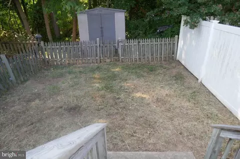 Exterior - 552 Macintosh Cir, Joppa, MD 21085 photo 4 of 4