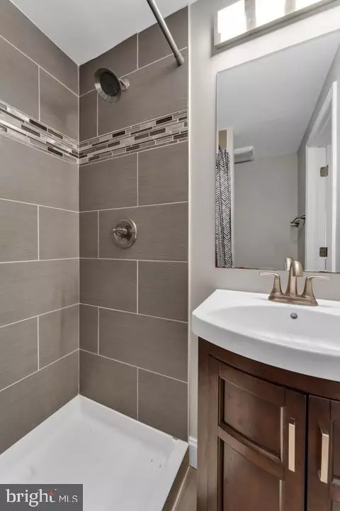Bath - 1014 Agate Dr, Edgewood, MD 21040 photo 4 of 4