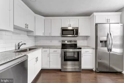 Kitchen - 1014 Agate Dr, Edgewood, MD 21040 photo 4 of 5