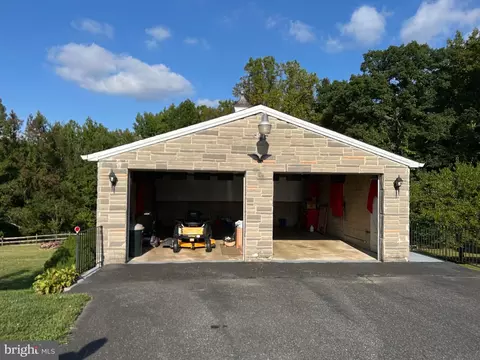 2523 Mountain Rd, Joppa, MD 21085 photo 4