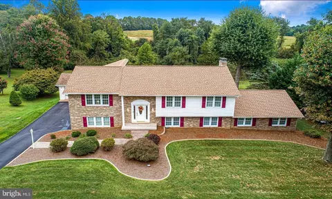 2507 Burgundy Dr, Fallston, MD 21047