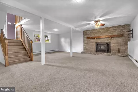 Living - 2901 Cornus Way, Joppa, MD 21085 photo 2 of 2