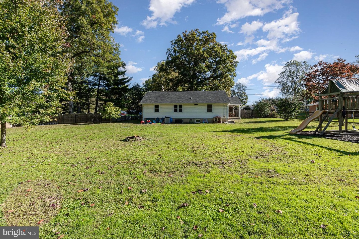 Exterior - 410 Mountain Rd, Fallston, MD 21047 photo 5 of 8