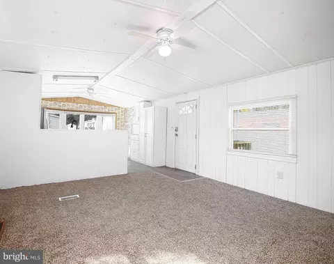 1911 Chipper Dr, Edgewood, MD 21040 photo 4