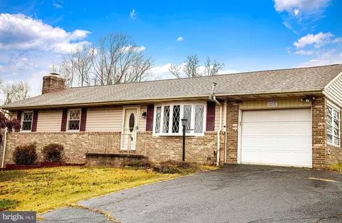 1412 Lake Vista Dr, Joppa, MD 21085