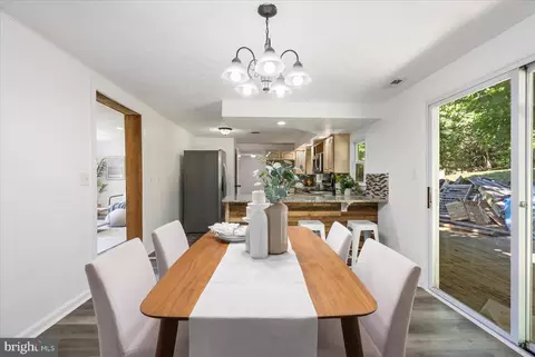 Dining - 2806 Harford Rd, Fallston, MD 21047 photo 3 of 4