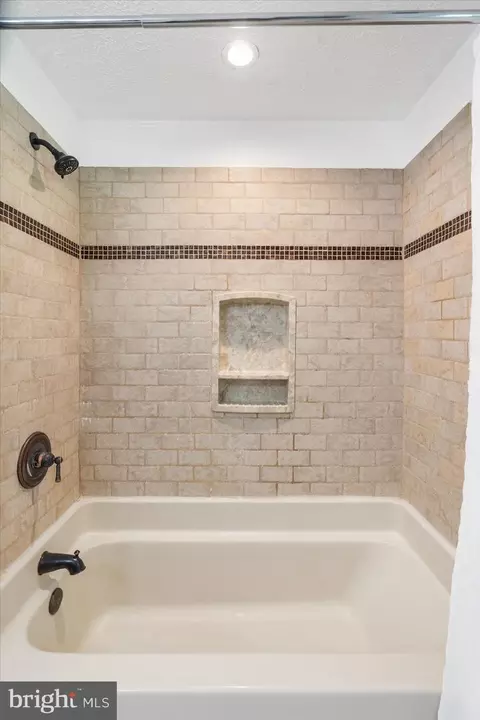 Bath - 2806 Harford Rd, Fallston, MD 21047 photo 5 of 5