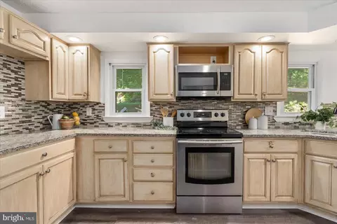 Kitchen - 2806 Harford Rd, Fallston, MD 21047 photo 3 of 6