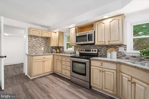 Kitchen - 2806 Harford Rd, Fallston, MD 21047 photo 2 of 6