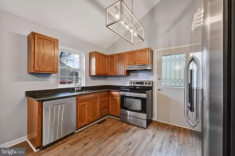 Kitchen - 3034 Sounding Dr, Edgewood, MD 21040 photo 4 of 4