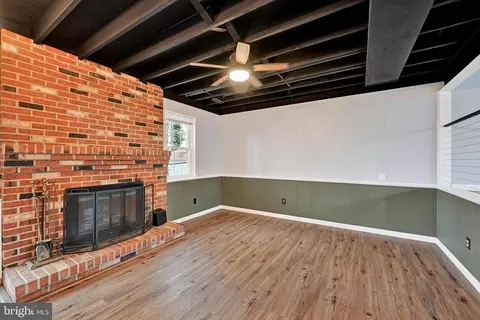 Living - 3034 Sounding Dr, Edgewood, MD 21040 photo 2 of 4