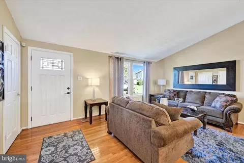 701 Rainbow Ct, Edgewood, MD 21040 photo 3