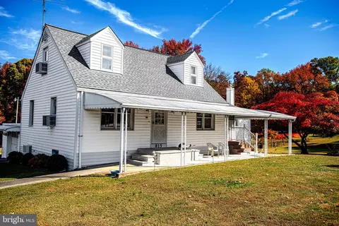 815 Magnolia Rd, Joppa, MD 21085 photo 5