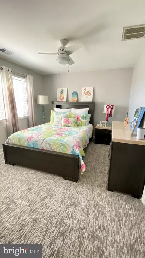 Bedroom - 417 Shore Dr, Joppa, MD 21085 photo 4 of 5