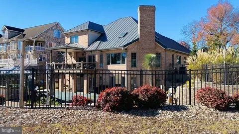 Exterior - 417 Shore Dr, Joppa, MD 21085 photo 8 of 9