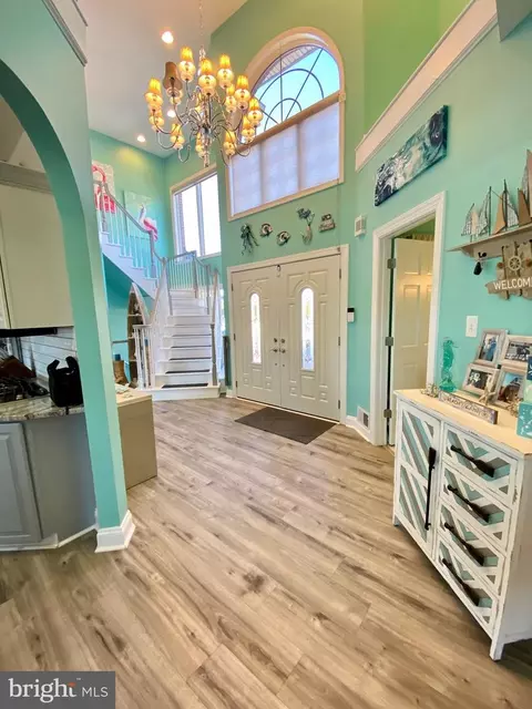 Entry Way - 417 Shore Dr, Joppa, MD 21085 photo 7 of 11