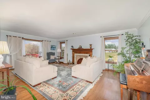 Living - 1108 Janice Ct, Joppa, MD 21085 photo 2 of 2