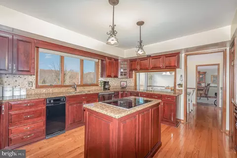 Kitchen - 1108 Janice Ct, Joppa, MD 21085 photo 2 of 3