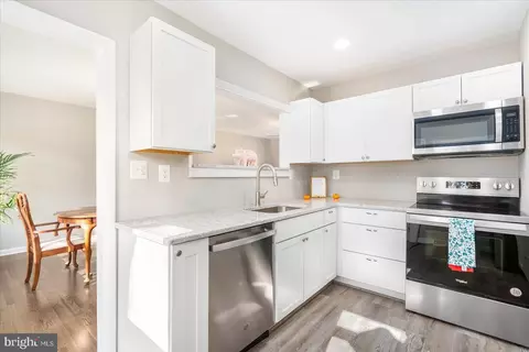 Kitchen - 3729 Sewell Rd, Abingdon, MD 21009 photo 2 of 4