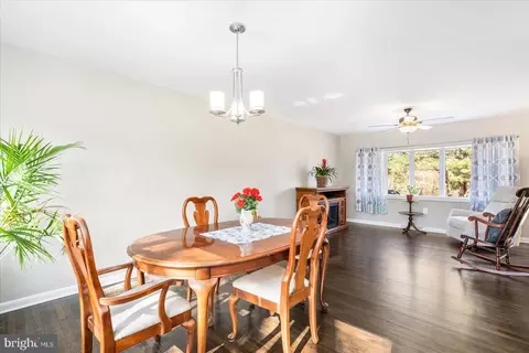 Dining - 3729 Sewell Rd, Abingdon, MD 21009 photo 1 of 3