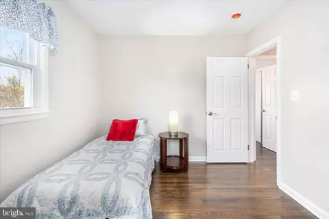 Bedroom - 3729 Sewell Rd, Abingdon, MD 21009 photo 4 of 6