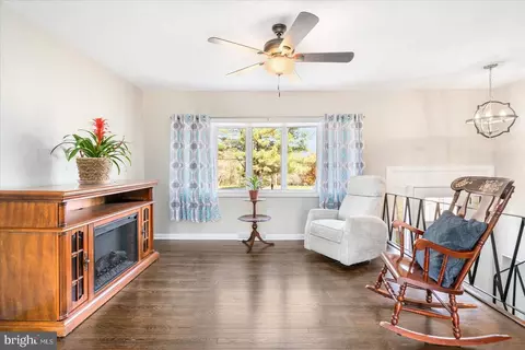 Living - 3729 Sewell Rd, Abingdon, MD 21009 photo 1 of 2