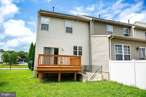 Exterior - 2935 Raking Leaf Dr, Abingdon, MD 21009 photo 12 of 16
