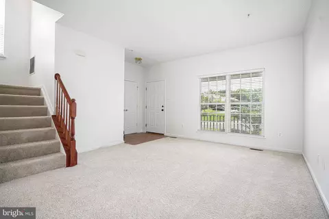 Living - 2935 Raking Leaf Dr, Abingdon, MD 21009 photo 4 of 4