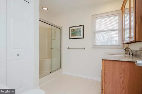 Bath - 1303 Mill Creek Rd, Fallston, MD 21047 photo 2 of 4