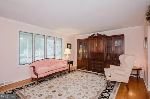 Living - 1303 Mill Creek Rd, Fallston, MD 21047 photo 4 of 5
