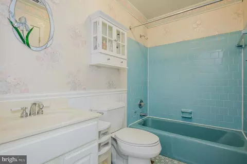 Bath - 1303 Mill Creek Rd, Fallston, MD 21047 photo 4 of 4