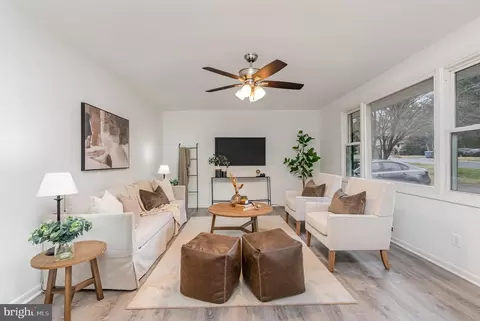 Living - 1709 Abelia Rd, Fallston, MD 21047 photo 2 of 3