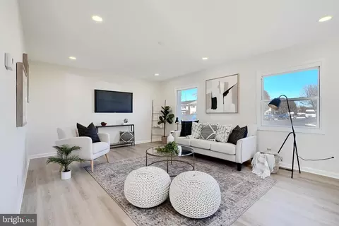 Living - 600 Shore Dr, Joppa, MD 21085 photo 1 of 4