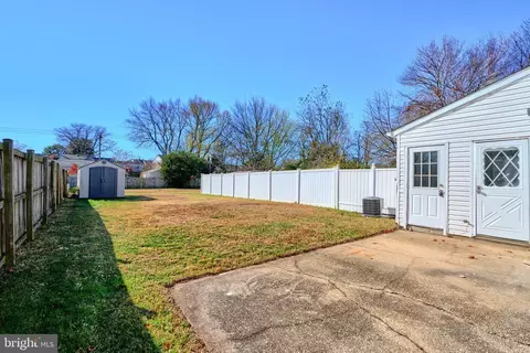 Exterior - 600 Shore Dr, Joppa, MD 21085 photo 3 of 4